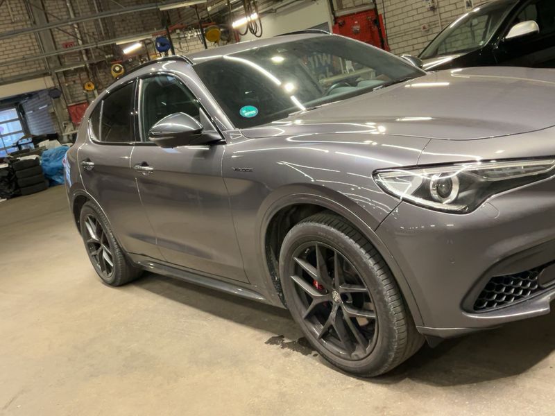 Alfa Romeo Stelvio 2.0 Turbo Veloce Q4 2021 – снимка 12