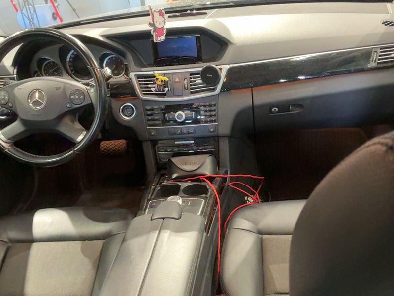 Mercedes-Benz E-Klasse E 220 CDI T BlueEfficiency Avantgarde 2011 – снимка 12