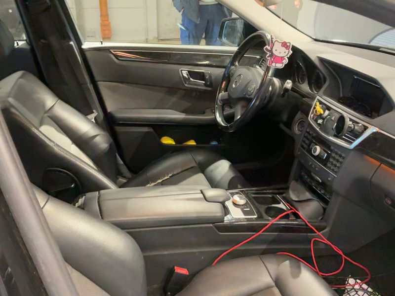 Mercedes-Benz E-Klasse E 220 CDI T BlueEfficiency Avantgarde 2011 – снимка 11