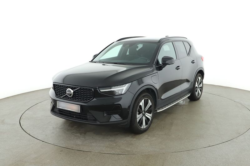 Volvo XC40 1.5 T4 Recharge Plug-in Hybrid Plus Dark 2WD 2023 – снимка 2