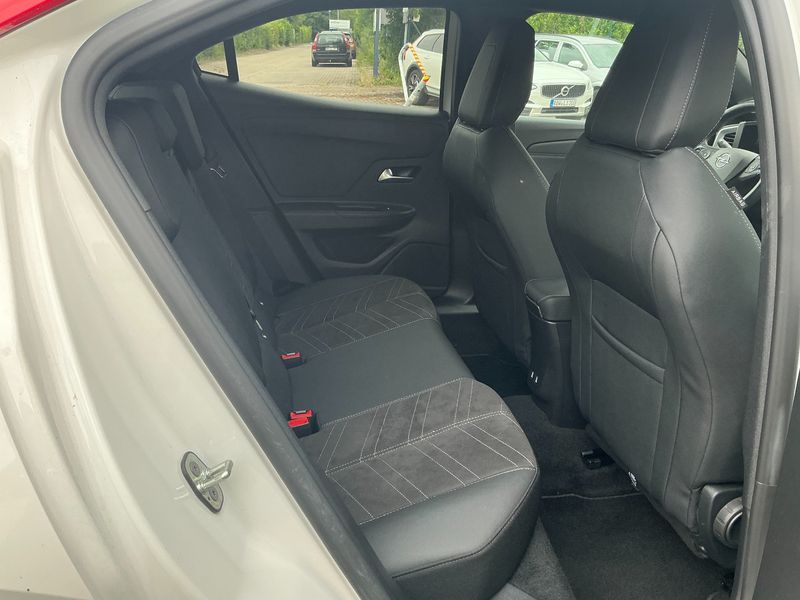 Opel Mokka X 1.2 Turbo GS Line 2023 – снимка 19