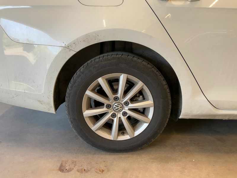 Volkswagen Golf VII 1.6 TDI Comfortline 4Motion BlueMotion Tech 2016 – снимка 9