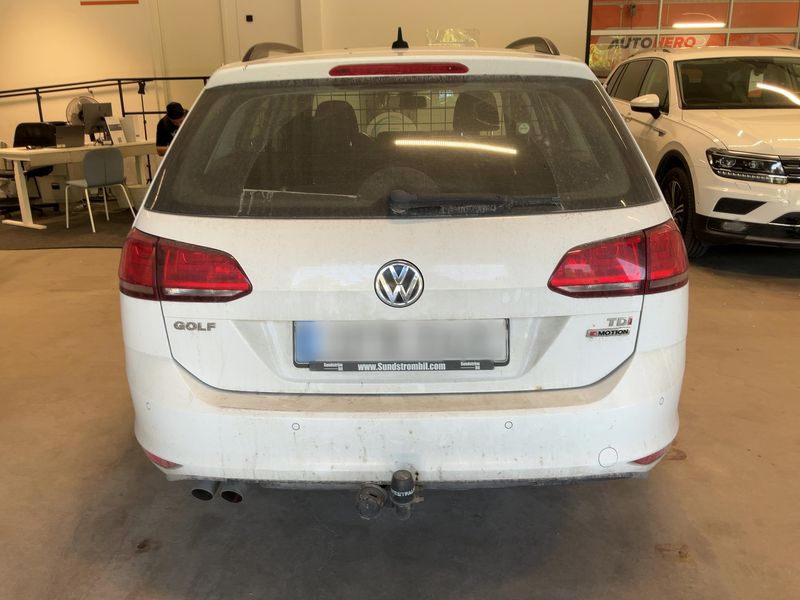 Volkswagen Golf VII 1.6 TDI Comfortline 4Motion BlueMotion Tech 2016 – снимка 7