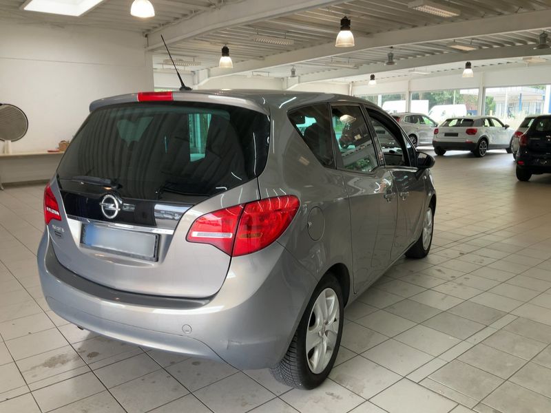 Opel Meriva 1.4 Design Edition 2011 – снимка 8