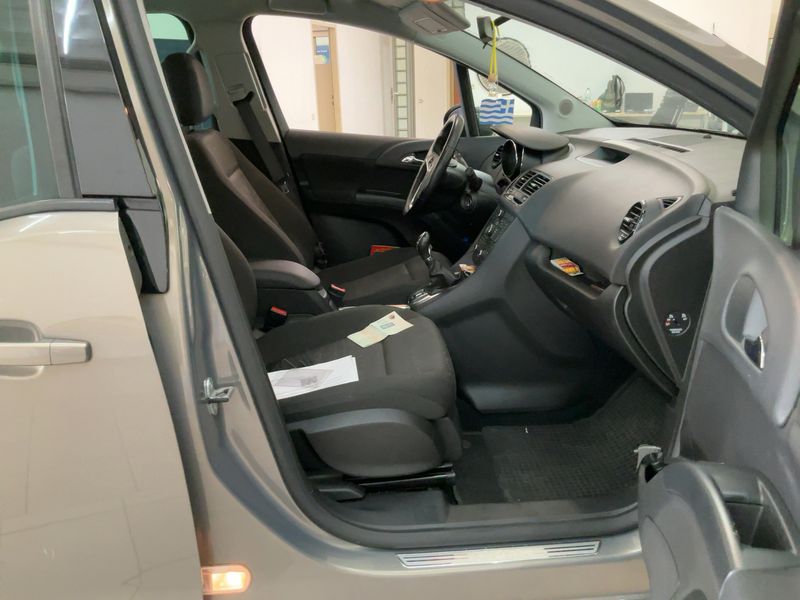 Opel Meriva 1.4 Design Edition 2011 – снимка 16