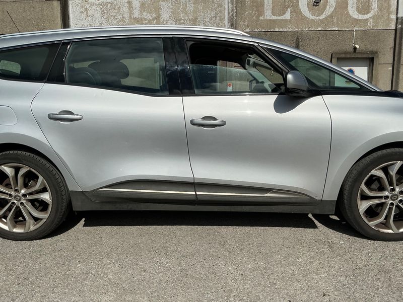 Renault Grand Scenic 1.6 dCi Energy Zen 2017 – снимка 10