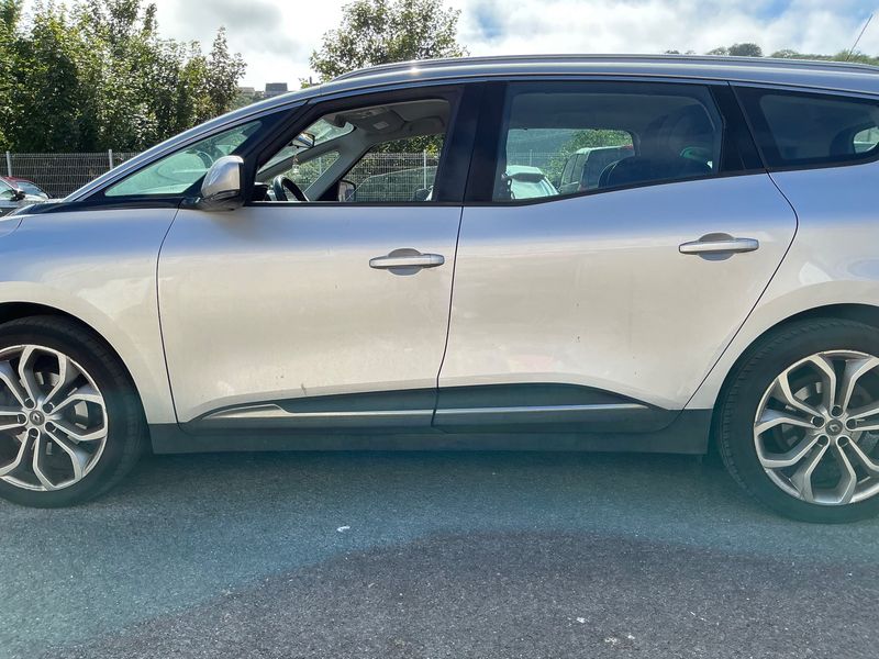 Renault Grand Scenic 1.6 dCi Energy Zen 2017 – снимка 4