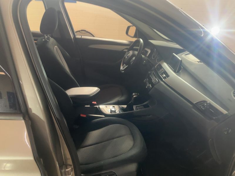 BMW X1 xDrive 25d Advantage 2016 – снимка 16