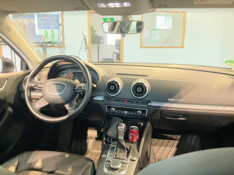 Audi A3 Limousine 1.6 TDI Ambiente 2016 – снимка 17