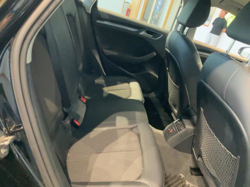 Audi A3 Limousine 1.6 TDI Ambiente 2016 – снимка 19