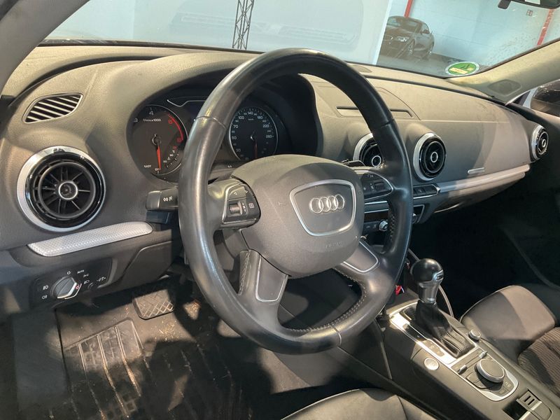 Audi A3 Limousine 1.6 TDI Ambiente 2016 – снимка 31