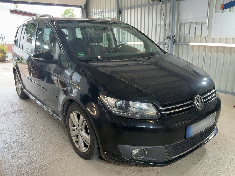 Volkswagen Touran 2.0 TDI Match BlueMotion Tech 2013 – снимка 12
