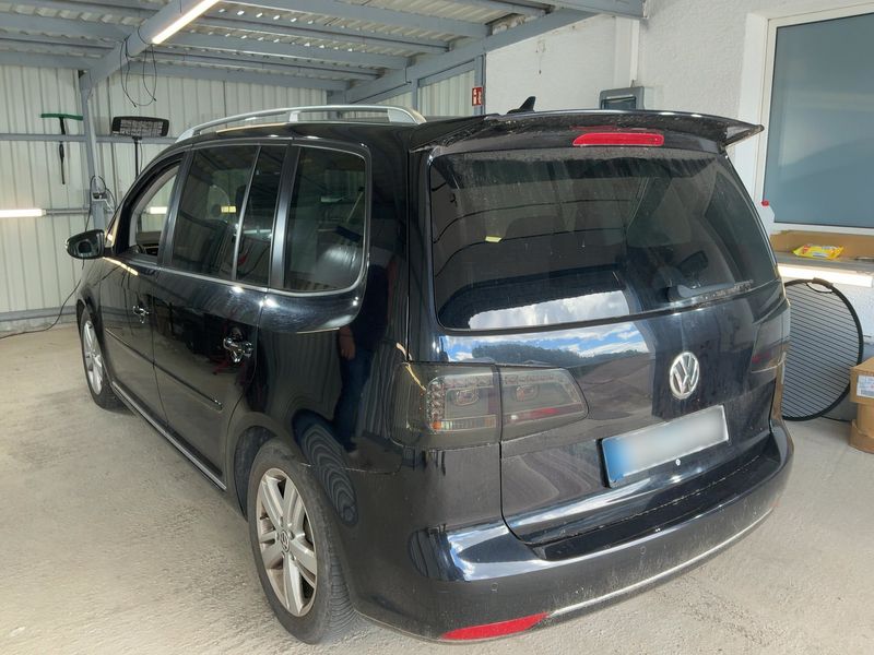 Volkswagen Touran 2.0 TDI Match BlueMotion Tech 2013 – снимка 6