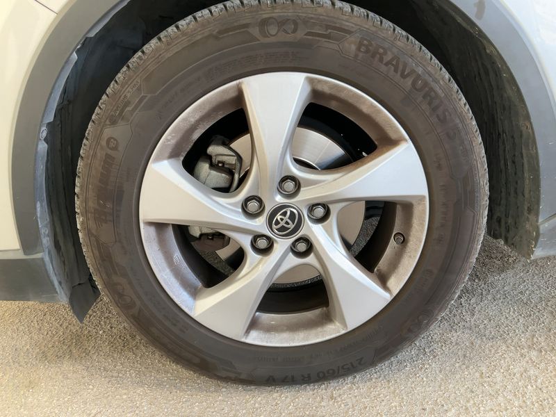 Toyota C-HR 1.8 Hybrid Active 2017 – снимка 3