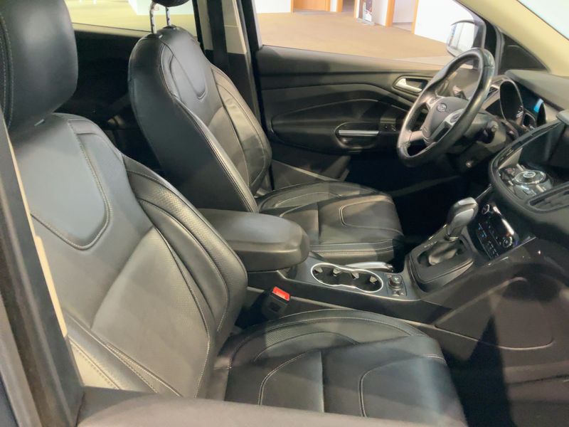 Ford Kuga 2.0 TDCi Individual 2016 – снимка 16