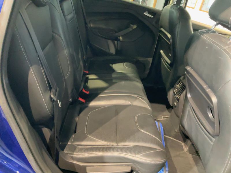 Ford Kuga 2.0 TDCi Individual 2016 – снимка 19