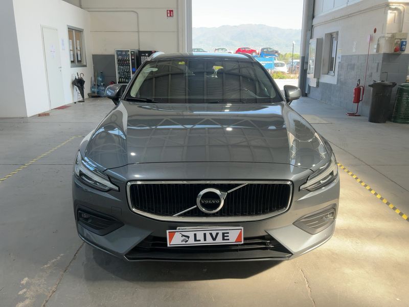 Volvo V60 2.0 D3 Momentum Business Pro 2020 – снимка 14