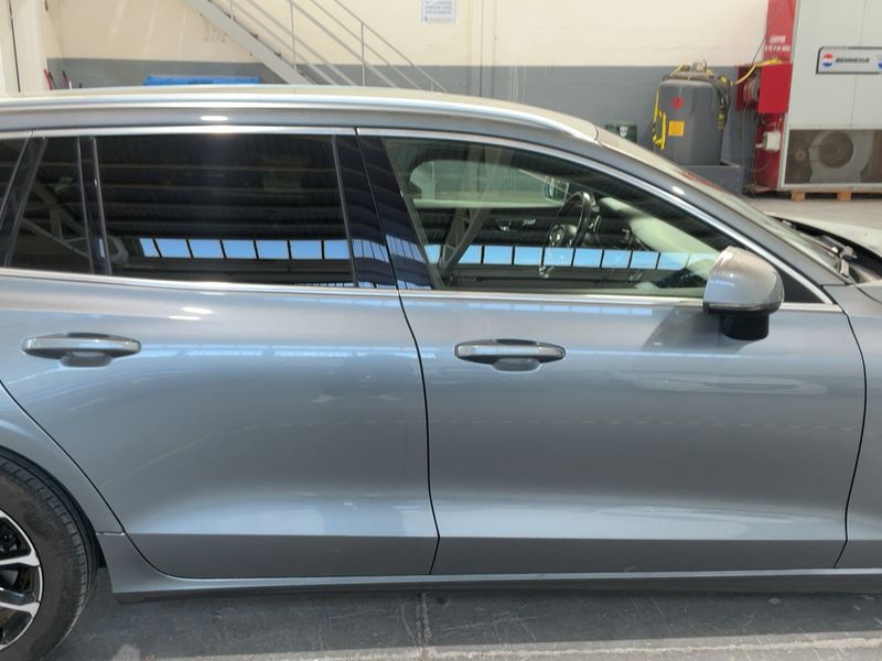 Volvo V60 2.0 D3 Momentum Business Pro 2020 – снимка 10
