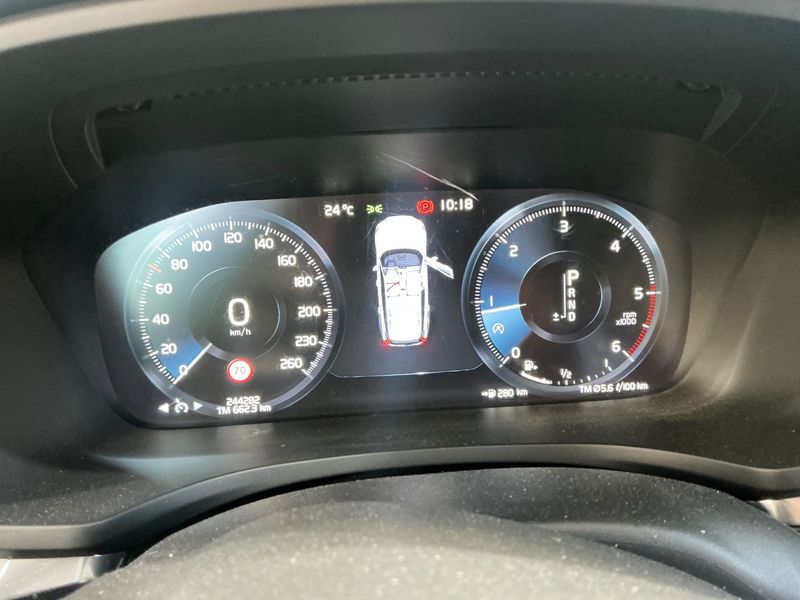 Volvo V60 2.0 D3 Momentum Business Pro 2020 – снимка 18