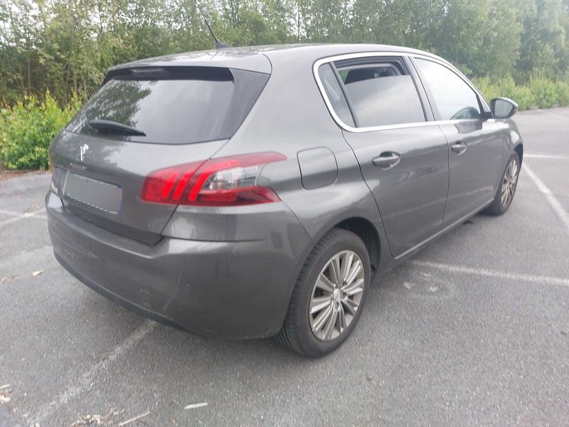 Peugeot 308 1.2 PureTech Allure Pack 2021 – снимка 5