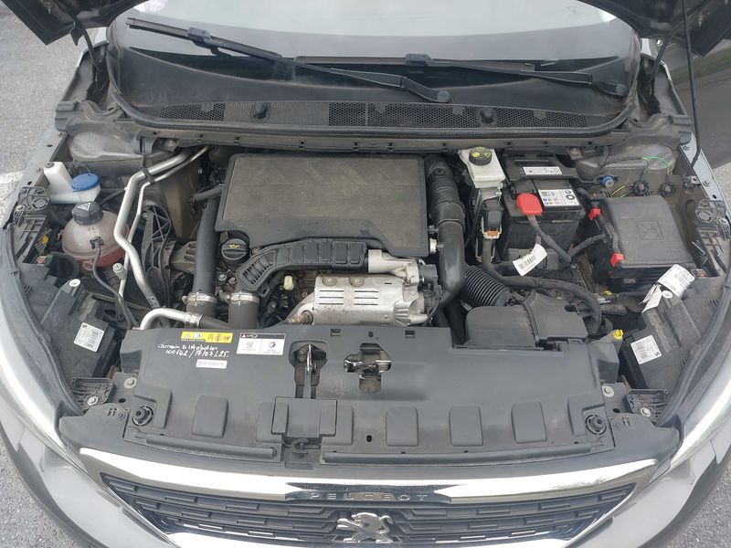 Peugeot 308 1.2 PureTech Allure Pack 2021 – снимка 8
