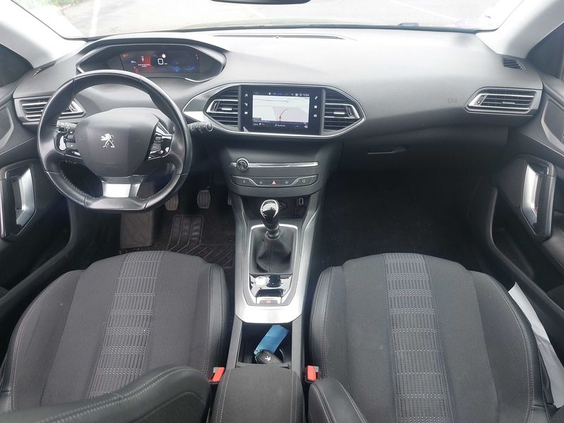 Peugeot 308 1.2 PureTech Allure Pack 2021 – снимка 11
