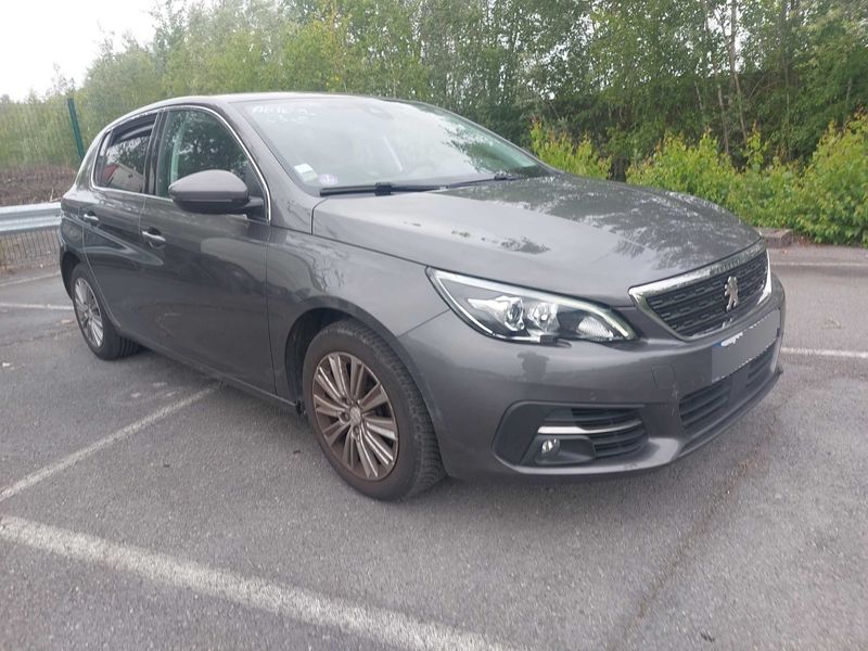 Peugeot 308 1.2 PureTech Allure Pack 2021 – снимка 6