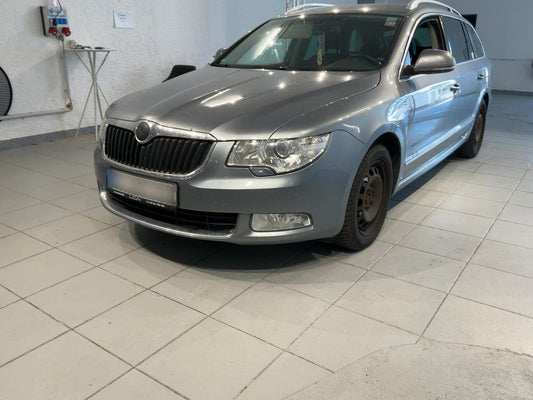 Skoda Superb 2.0 TDI Elegance 2011 – снимка 1
