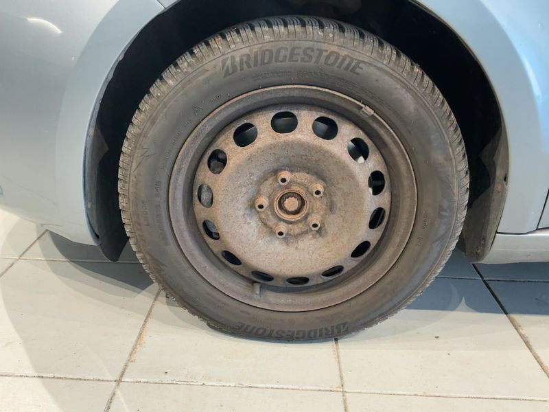 Skoda Superb 2.0 TDI Elegance 2011 – снимка 3