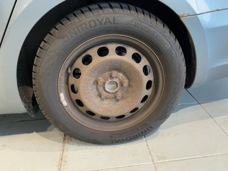 Skoda Superb 2.0 TDI Elegance 2011 – снимка 5