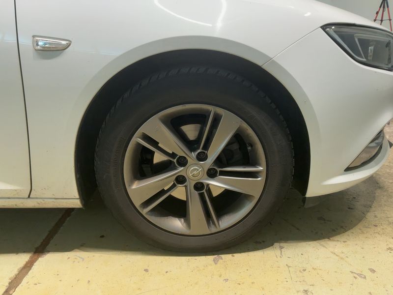 Opel Insignia Grand Sport 1.6 CDTI DPF Edition 2018 – снимка 11