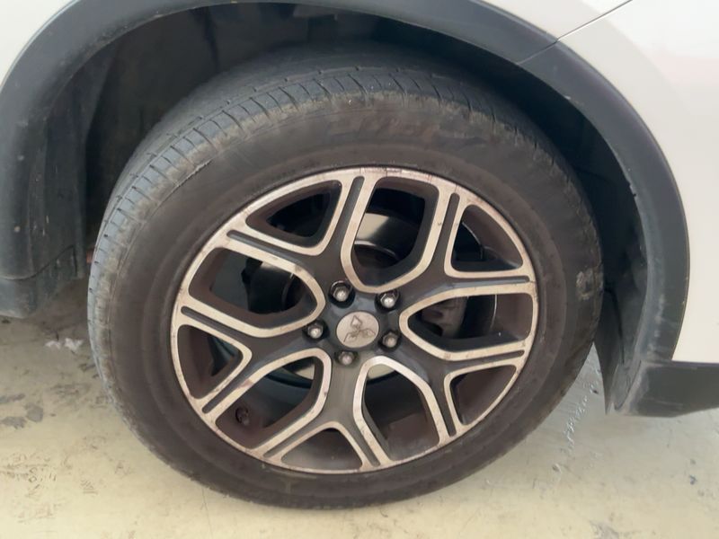 Mitsubishi Outlander 2.0 PHEV Kaiteki 4WD 2015 – снимка 11