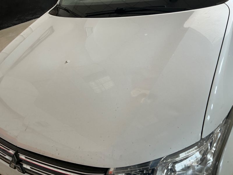 Mitsubishi Outlander 2.0 PHEV Kaiteki 4WD 2015 – снимка 43