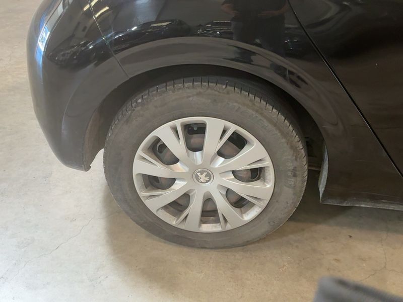 Peugeot 208 1.5 Blue-HDi Active 2020 – снимка 9