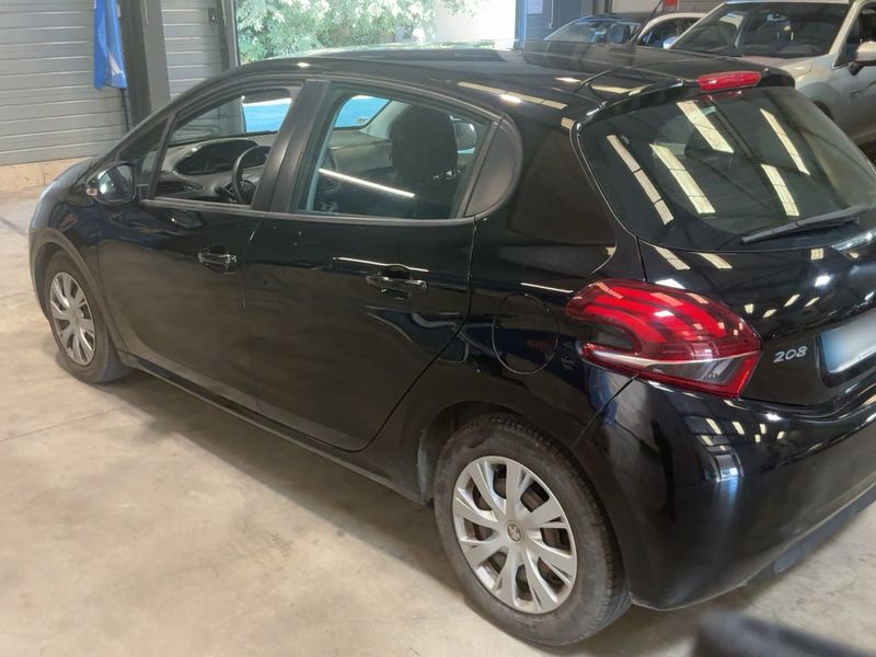 Peugeot 208 1.5 Blue-HDi Active 2020 – снимка 6
