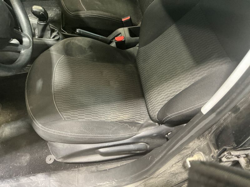 Peugeot 208 1.5 Blue-HDi Active 2020 – снимка 24