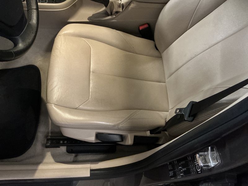 BMW 1er 118d 2012 – снимка на щета
