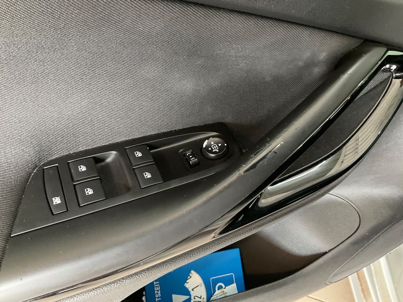 Opel Astra 1.0 Turbo ON Start/Stop 2017 – снимка 30