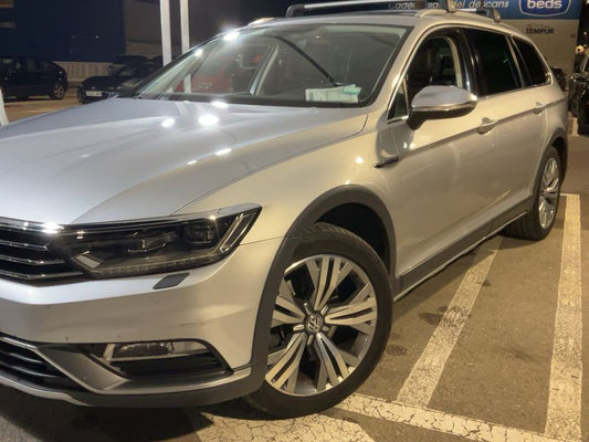 Volkswagen Passat Alltrack 2.0 TSI 4Motion BlueMotion Tech 2017 – снимка 2
