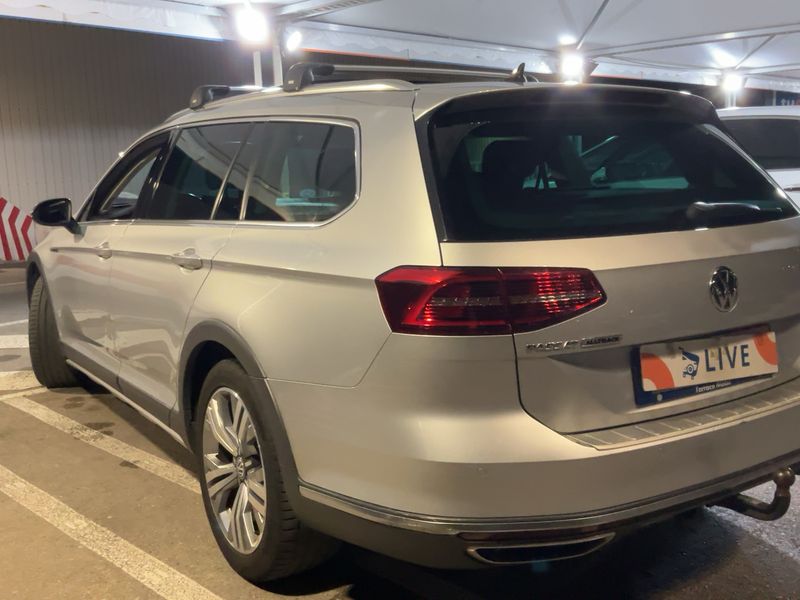 Volkswagen Passat Alltrack 2.0 TSI 4Motion BlueMotion Tech 2017 – снимка 6