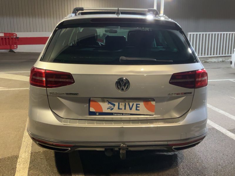 Volkswagen Passat Alltrack 2.0 TSI 4Motion BlueMotion Tech 2017 – снимка 7