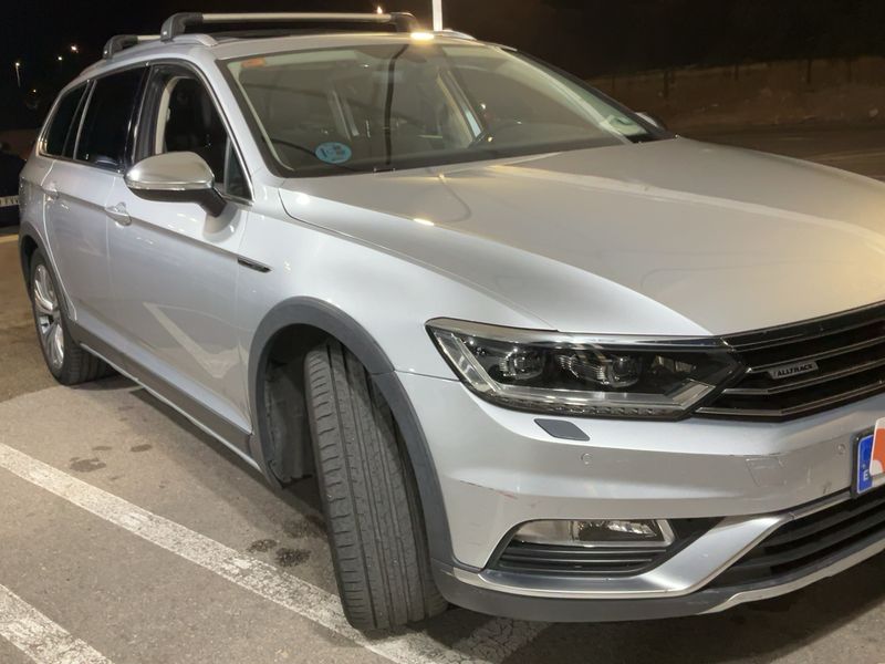 Volkswagen Passat Alltrack 2.0 TSI 4Motion BlueMotion Tech 2017 – снимка 12