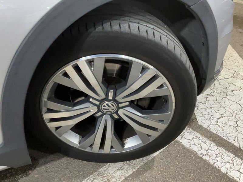 Volkswagen Passat Alltrack 2.0 TSI 4Motion BlueMotion Tech 2017 – снимка 11