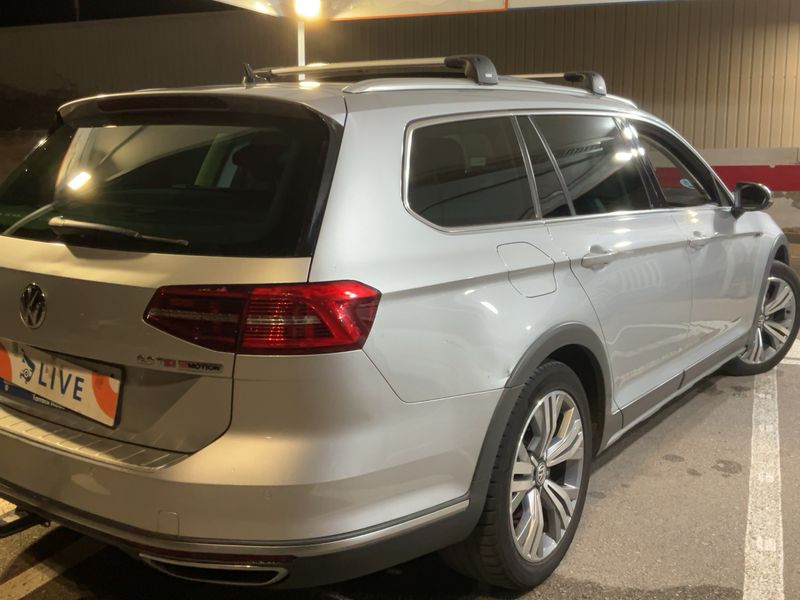 Volkswagen Passat Alltrack 2.0 TSI 4Motion BlueMotion Tech 2017 – снимка 8