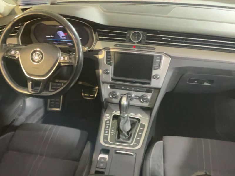 Volkswagen Passat Alltrack 2.0 TSI 4Motion BlueMotion Tech 2017 – снимка 17
