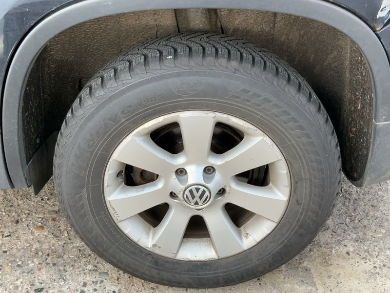 Volkswagen Tiguan 2.0 TSI Track & Field 4Motion 2010 – снимка 5