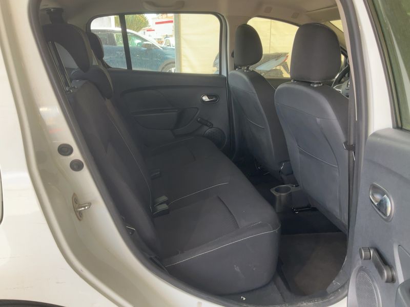 Dacia Sandero 1.0 SCe Streetway Comfort 2018 – снимка 19