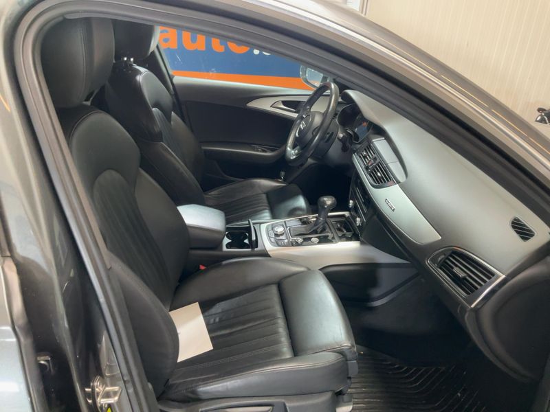 Audi A6 3.0 V6 TDI quattro 2011 – снимка 16