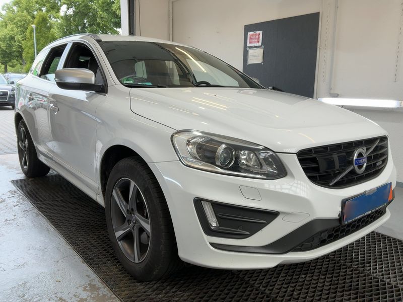 Volvo XC60 2.0 D4 Summum 2WD 2015 – снимка 12