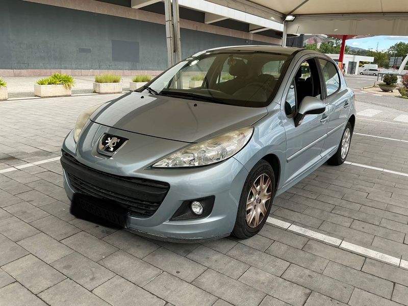 Peugeot 207 1.4 Confort 2012 – снимка 1
